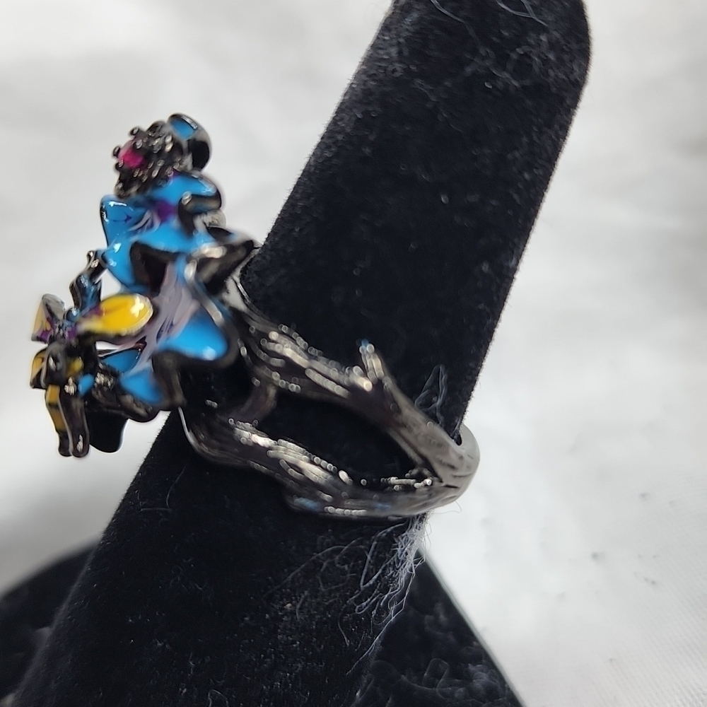 NWOT BUMBLEBEE RING - Picture 4 of 5